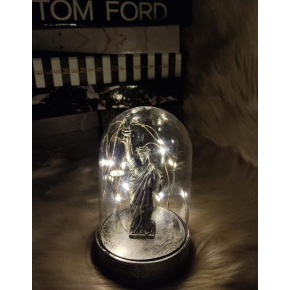 Statue Of Liberty Trinket In Illuminated Dome