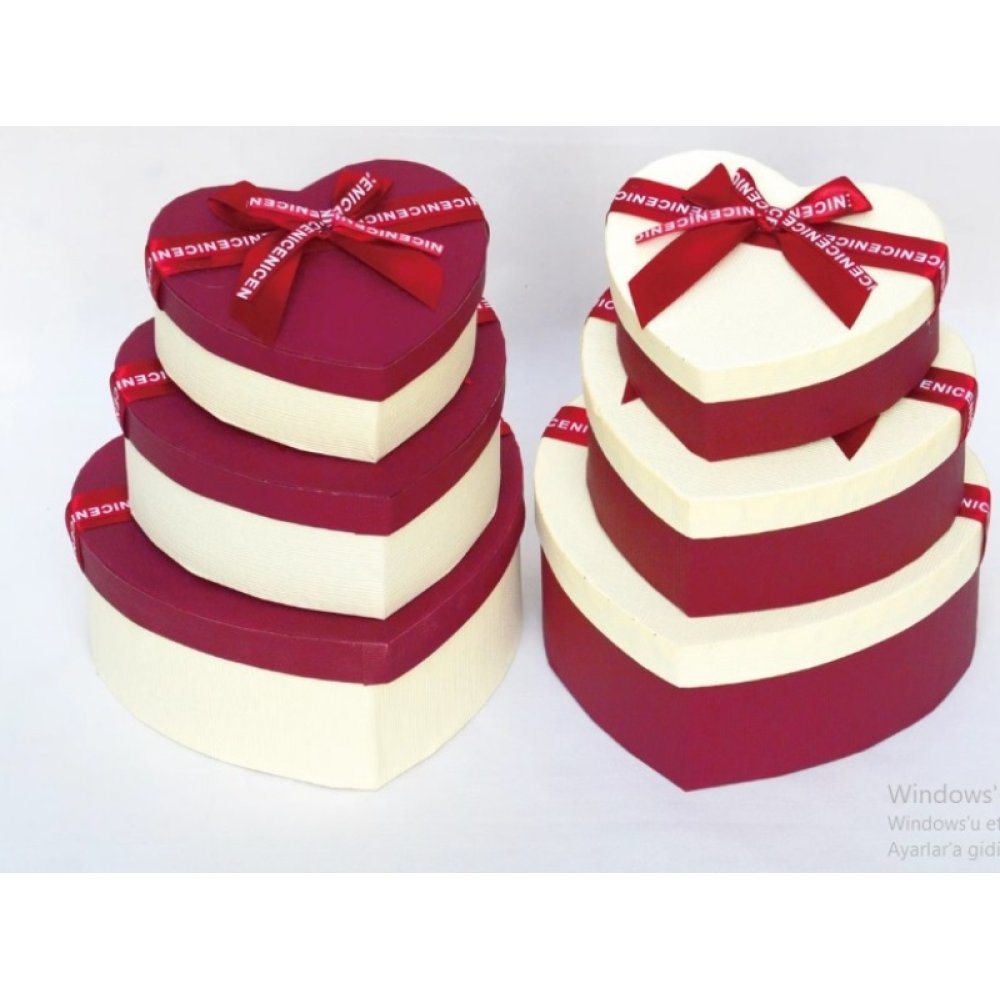 Red Cream Gift Box of 3