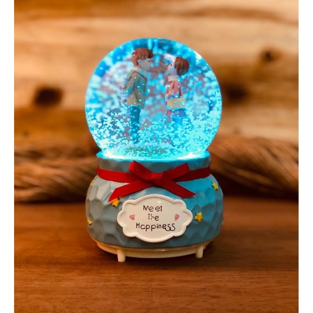 Motorized Spray Lover Snow Globe