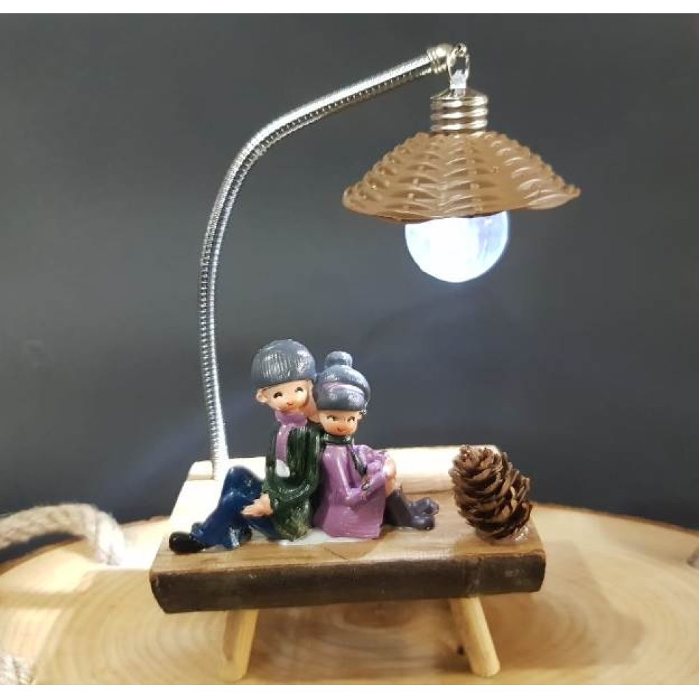 Wholesale Bench Sitting Couple Themed Trinket