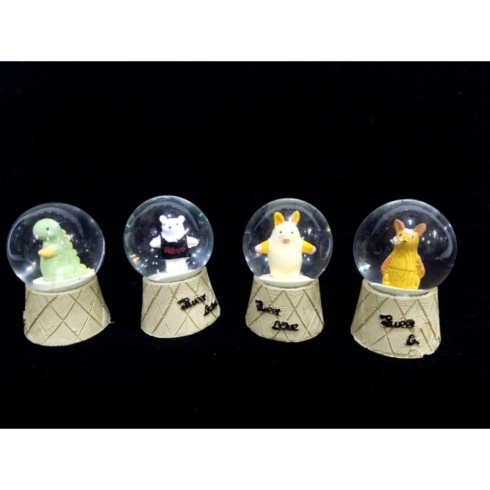 Wholesale Lighted Small Snow Globe