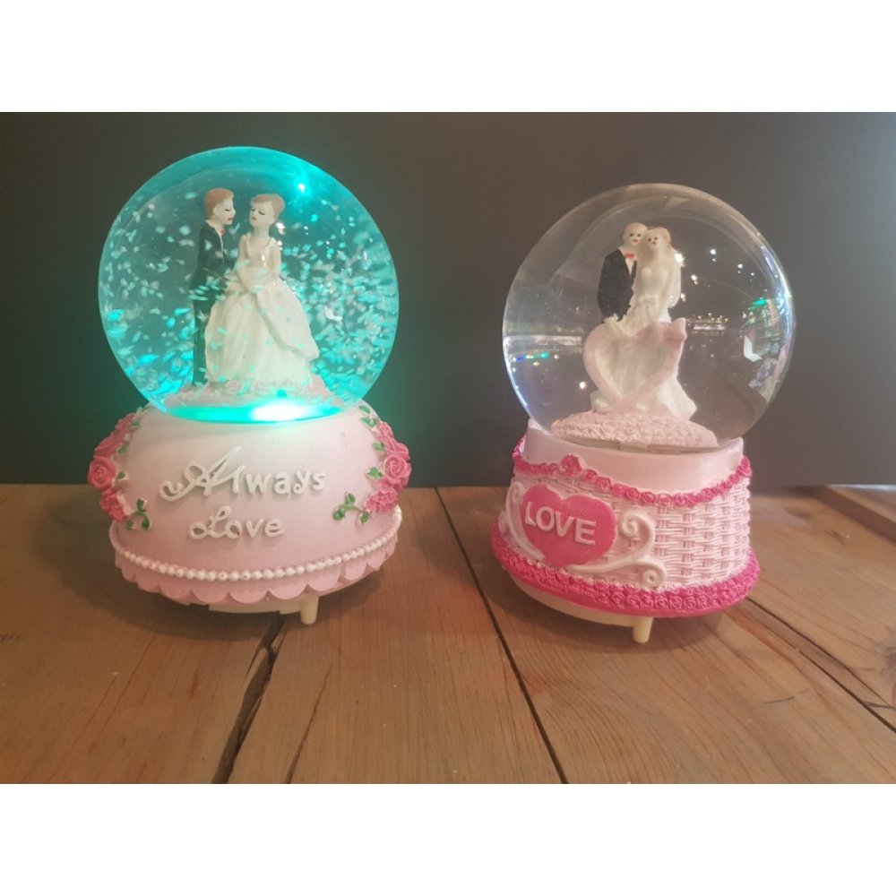 Wholesale Illuminated Musical Snow Plow Snow Globes
