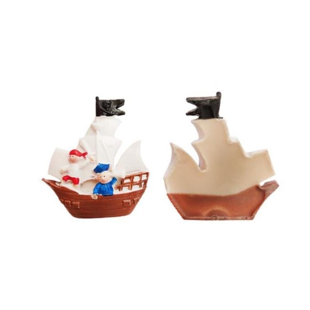 Wholesale Pirate Captain Ship Shaped Baby Candy Trinket