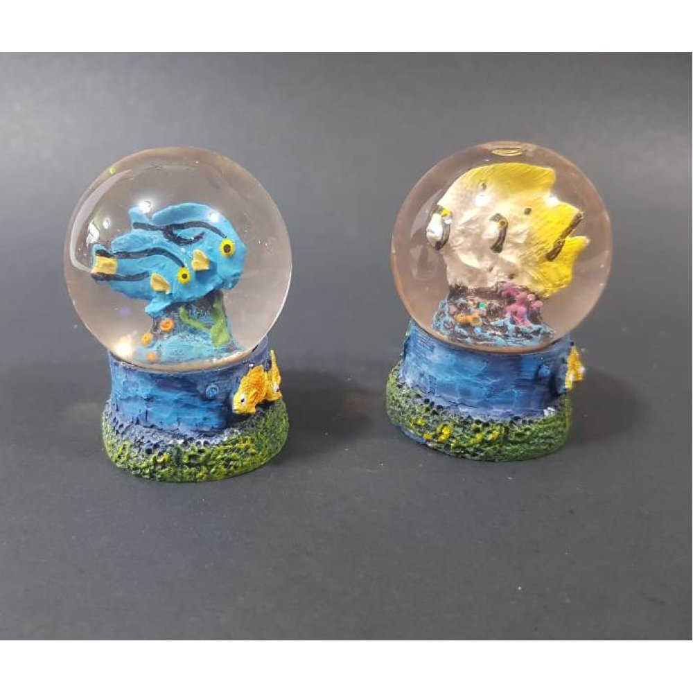 Wholesale Colorful Fish Water Globe